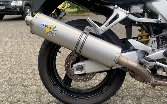 Gebrauchtmotorrad Honda VTR 1000 F Fire Storm - Bild 7