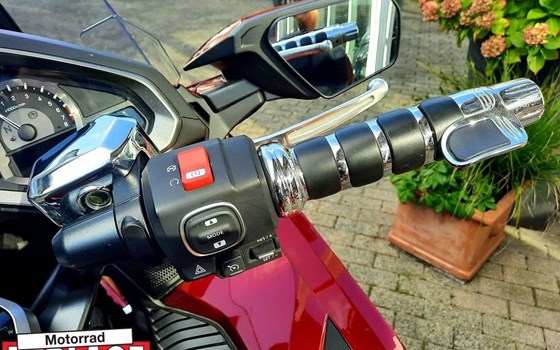 Gebrauchtmotorrad Honda GL 1800 Goldwing Tour - Bild 12