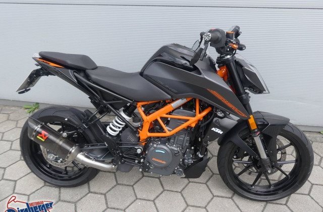 KTM 390 Duke