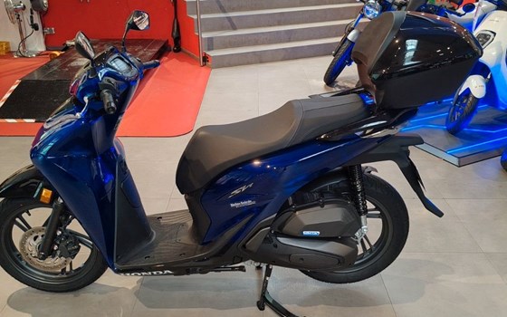 Gebrauchtmotorrad Honda SH125i - Bild 1