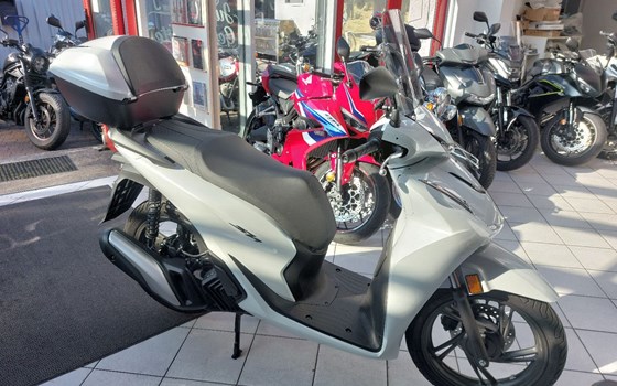 Gebrauchtmotorrad Honda SH125i - Bild 1