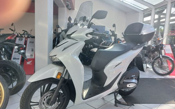 Gebrauchtmotorrad Honda SH125i - Bild 6
