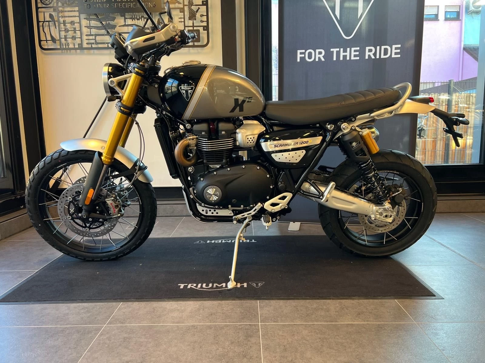 Triumph Scrambler 1200 XE