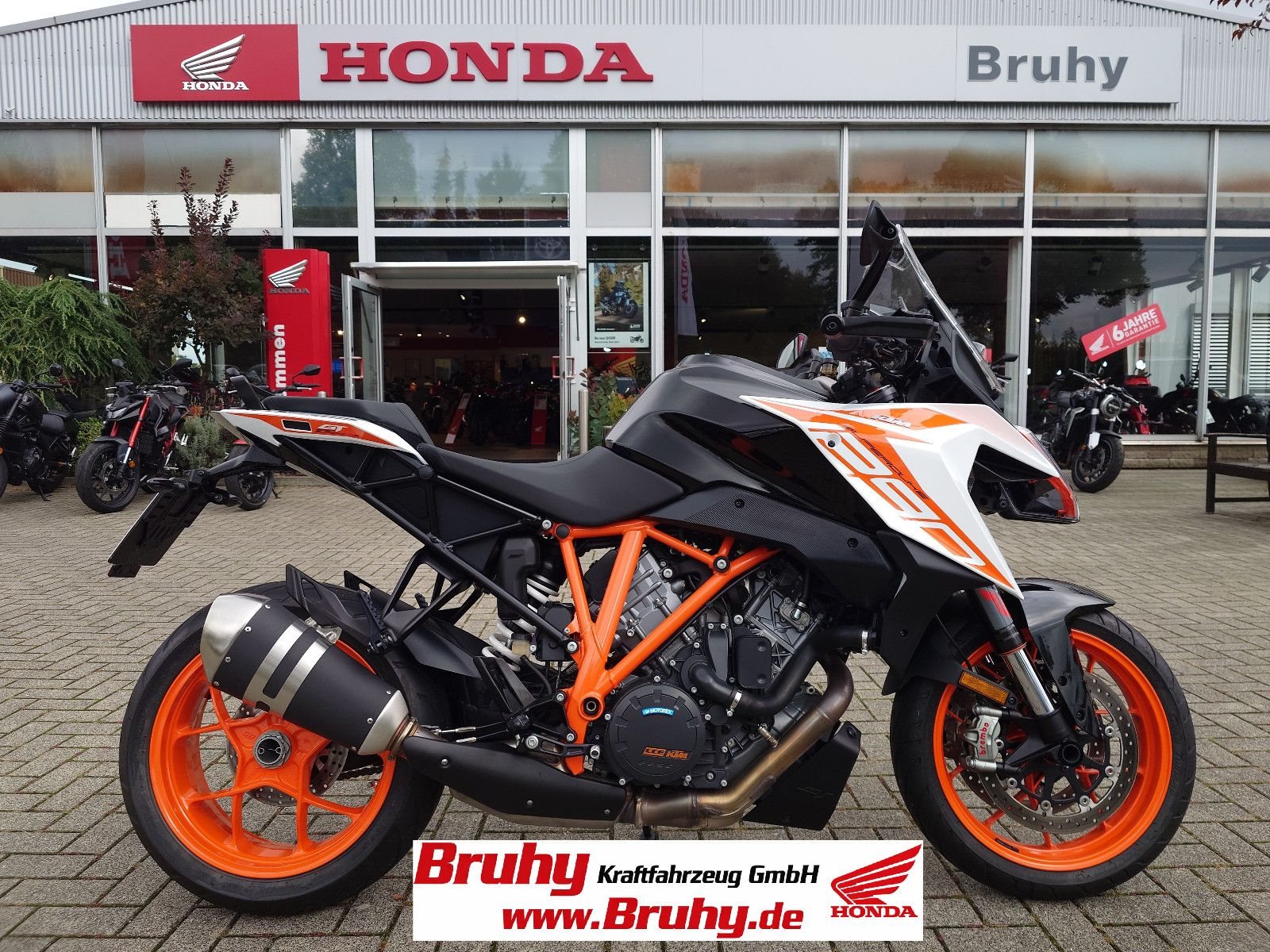KTM 1290 Super Duke GT