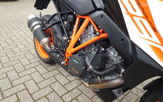 Gebrauchtmotorrad KTM 1290 Super Duke GT - Bild 18