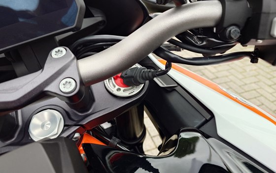Gebrauchtmotorrad KTM 1290 Super Duke GT - Bild 23