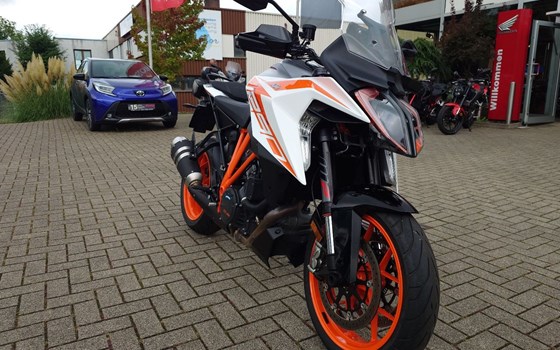 Gebrauchtmotorrad KTM 1290 Super Duke GT - Bild 4