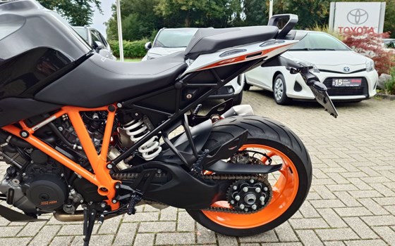 Gebrauchtmotorrad KTM 1290 Super Duke GT - Bild 8