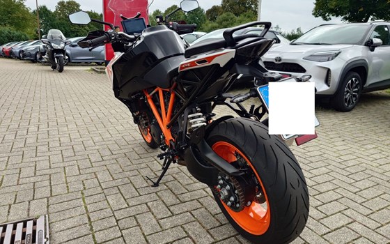 Gebrauchtmotorrad KTM 1290 Super Duke GT - Bild 9