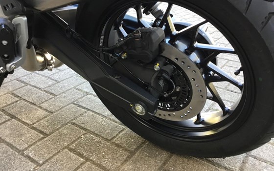 Neufahrzeug Moto Guzzi V85 Strada - Bild 10