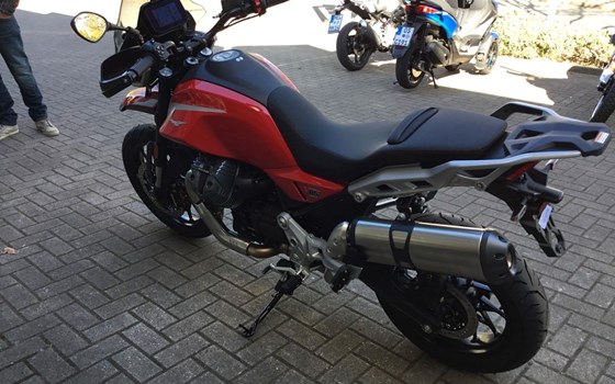 Neufahrzeug Moto Guzzi V85 Strada - Bild 5