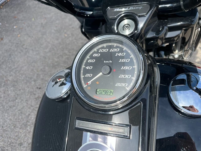 Harley-Davidson Touring Road King Special FLHRXS (schwarz) - Bild 14