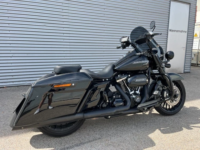 Harley-Davidson Touring Road King Special FLHRXS (schwarz) - Bild 7