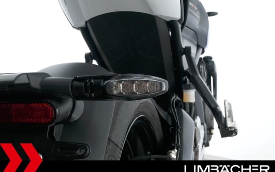 Gebrauchtmotorrad Triumph Trident 660 - Bild 17
