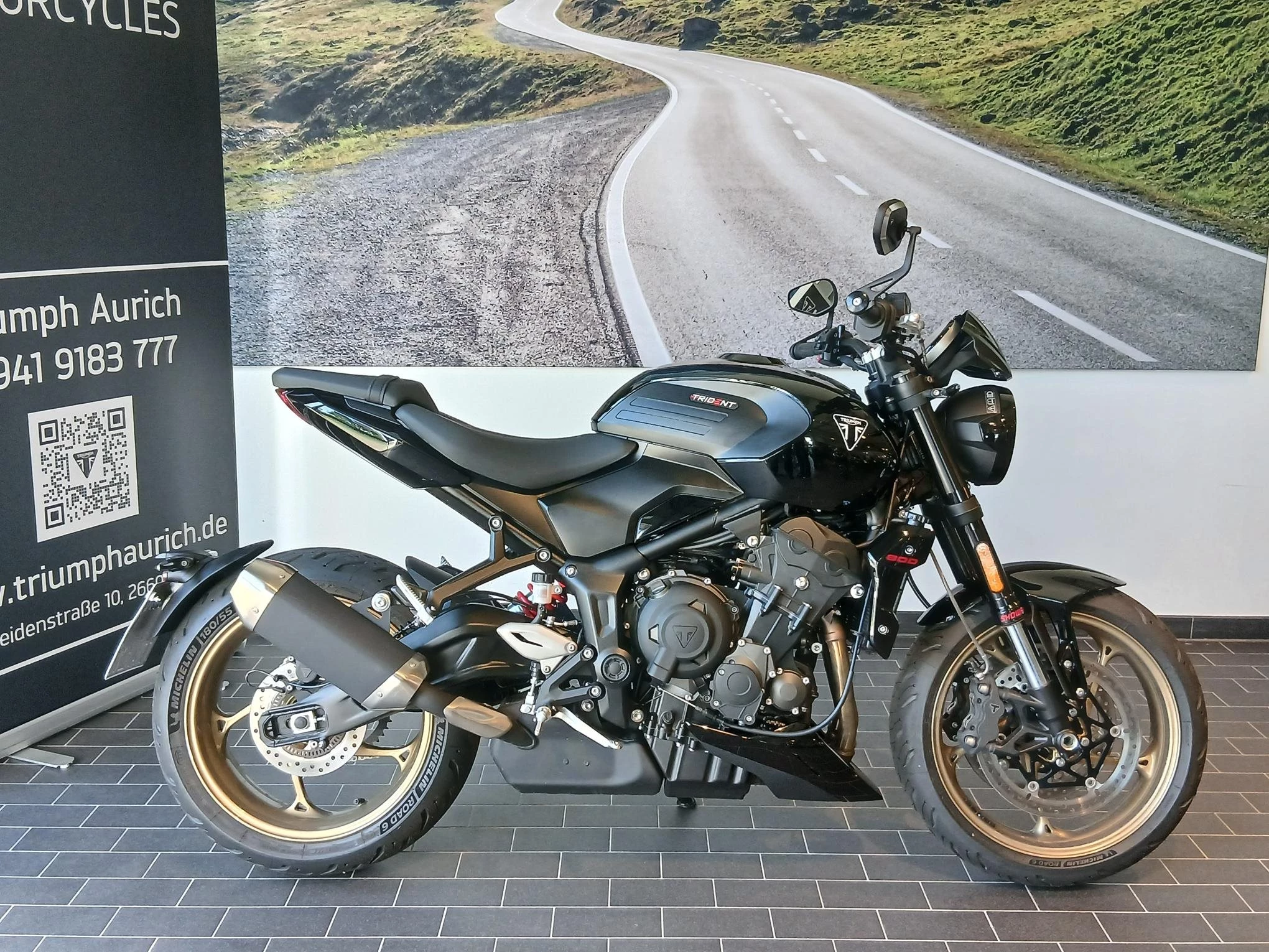 Triumph Trident 800
