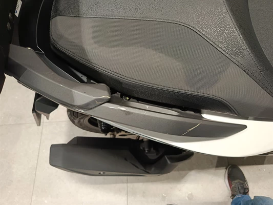 Honda Forza 125 (weiß) - Bild 8
