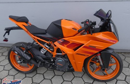 Neumotorrad KTM RC 390