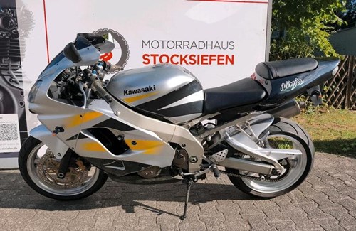 Gebrauchtmotorrad Kawasaki ZX-9R Ninja