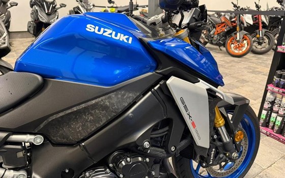 Gebrauchtmotorrad Suzuki GSX-S1000 - Bild 10