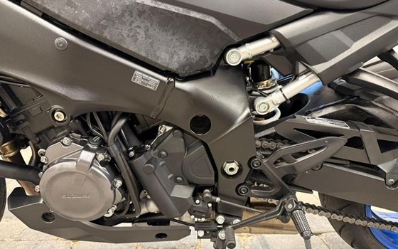 Gebrauchtmotorrad Suzuki GSX-S1000 - Bild 5