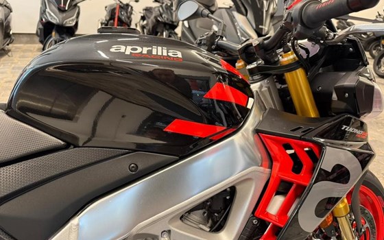 Gebrauchtmotorrad Aprilia Tuono V4 1100 Factory - Bild 4