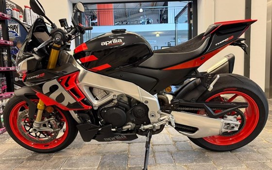 Gebrauchtmotorrad Aprilia Tuono V4 1100 Factory - Bild 6