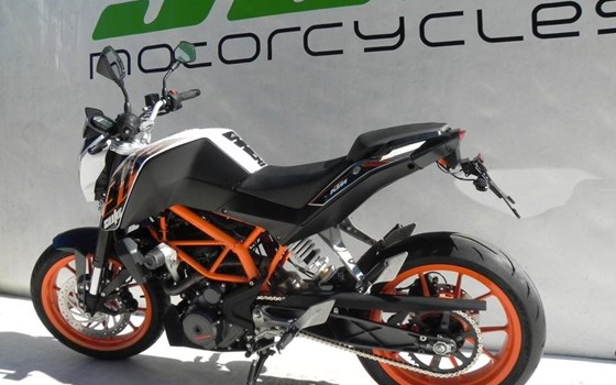Gebrauchtmotorrad KTM 390 Duke - Bild 4