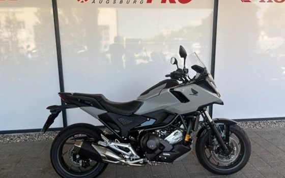 Gebrauchtmotorrad Honda NC750X DCT - Bild 2