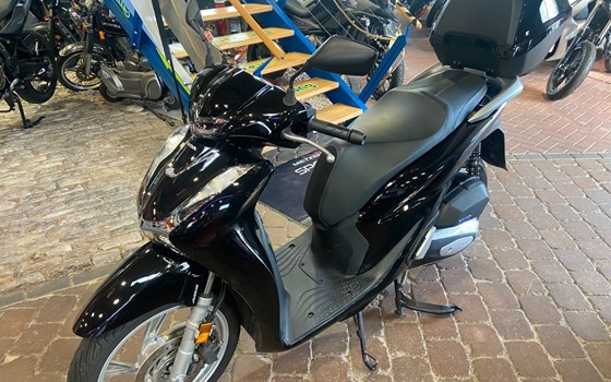 Gebrauchtmotorrad Honda SH125i - Bild 4