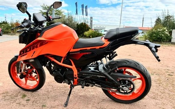 Neufahrzeug KTM 390 Duke - Bild 7