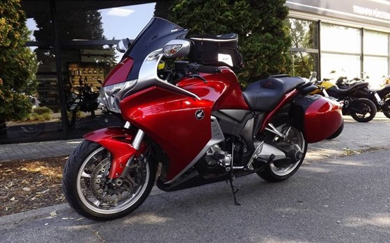 Gebrauchtmotorrad Honda VFR 1200 F - Bild 12