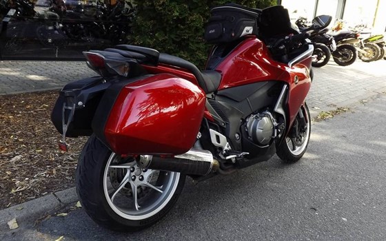 Gebrauchtmotorrad Honda VFR 1200 F - Bild 4