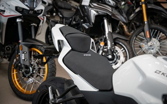 Neufahrzeug Kove 450RR - Bild 9