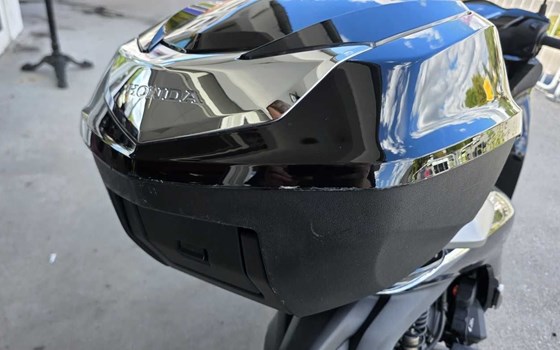 Gebrauchtmotorrad Honda SH125i - Bild 7
