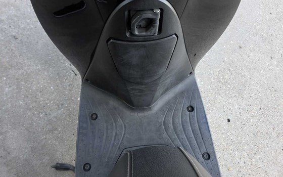 Gebrauchtmotorrad Honda SH125i - Bild 8