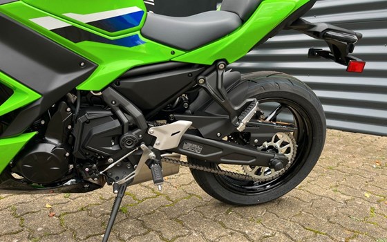Neufahrzeug Kawasaki Ninja 650 KRT - Bild 12