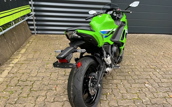 Neufahrzeug Kawasaki Ninja 650 KRT - Bild 5