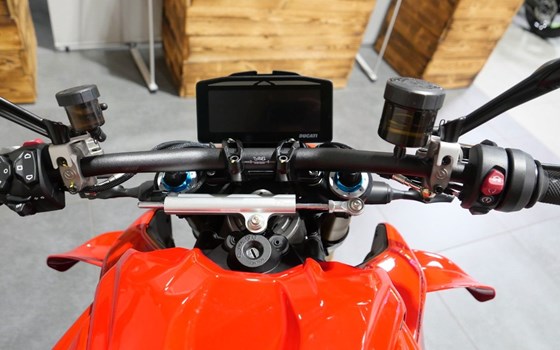 Gebrauchtmotorrad Ducati Streetfighter V4 S - Bild 5