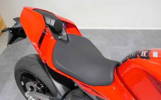 Gebrauchtmotorrad Ducati Streetfighter V4 S - Bild 6