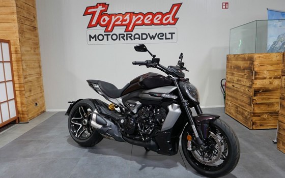 Gebrauchtmotorrad Ducati XDiavel V4 - Bild 1