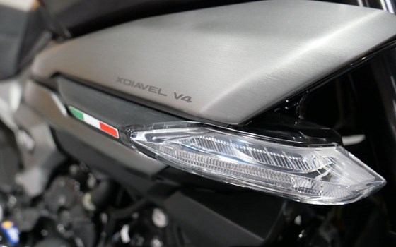 Gebrauchtmotorrad Ducati XDiavel V4 - Bild 6
