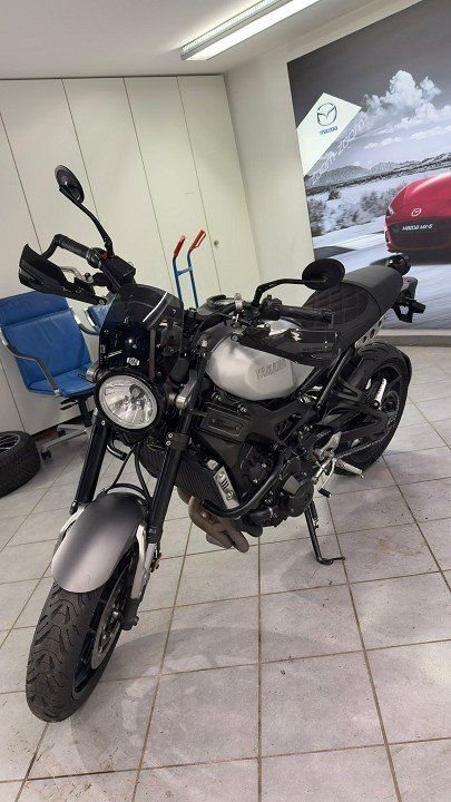 Yamaha XSR900