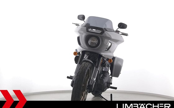 Gebrauchtmotorrad Harley-Davidson Softail Low Rider ST - Bild 3