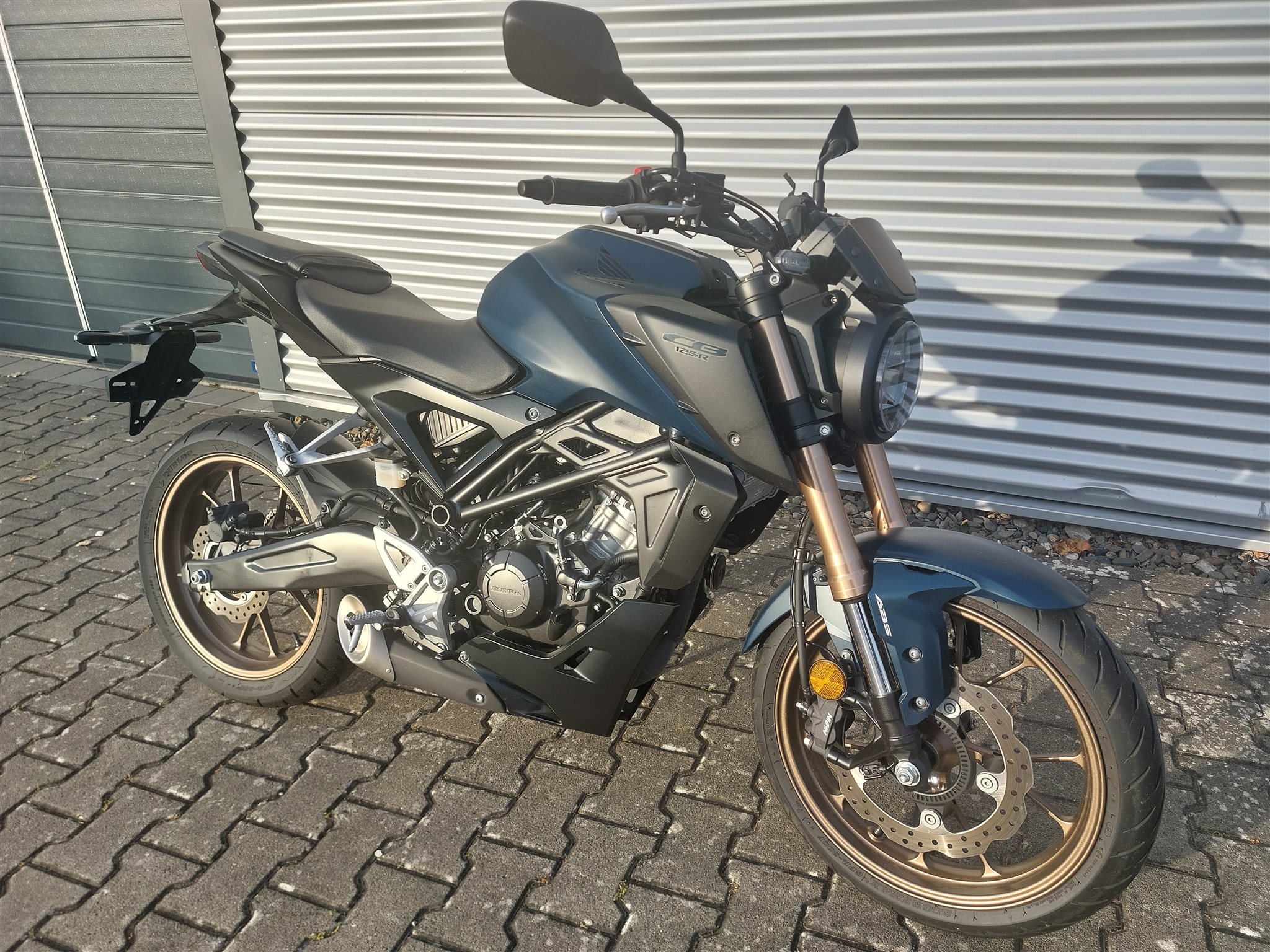 Honda CB125R