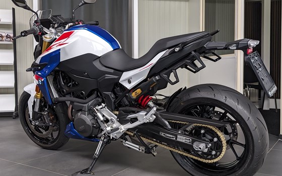 Gebrauchtmotorrad BMW F 900 R - Bild 3