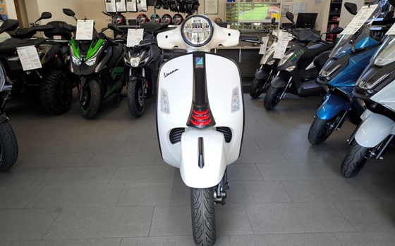 Neufahrzeug Vespa GTS 310 SuperSport - Bild 3