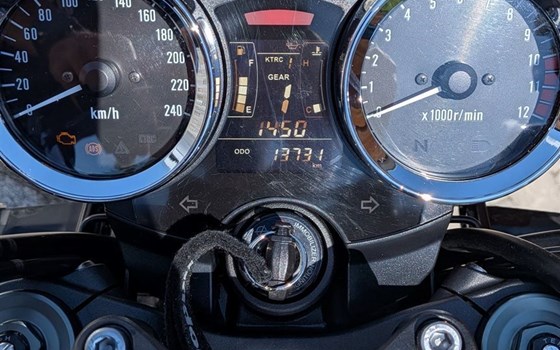 Gebrauchtmotorrad Kawasaki Z900 RS - Bild 10