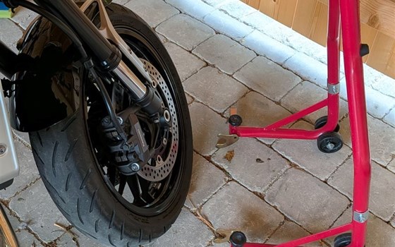 Gebrauchtmotorrad Kawasaki Z900 RS - Bild 11