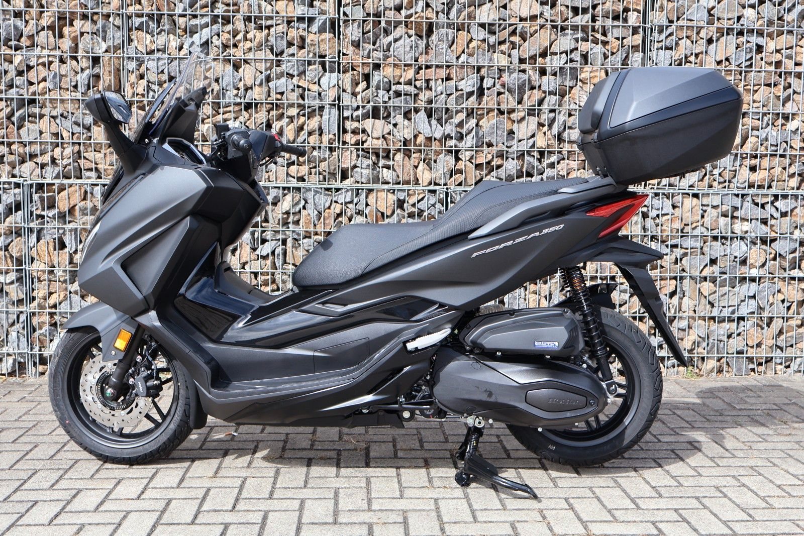 Honda Forza 350