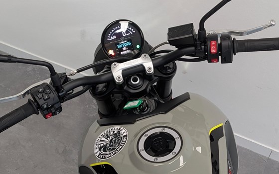 Gebrauchtmotorrad Triumph Trident 660 - Bild 5